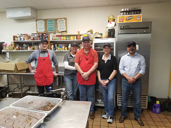 Volunteers for Grace Centers Kitchen