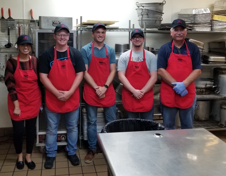 Volunteers for Grace Centers Kitchen